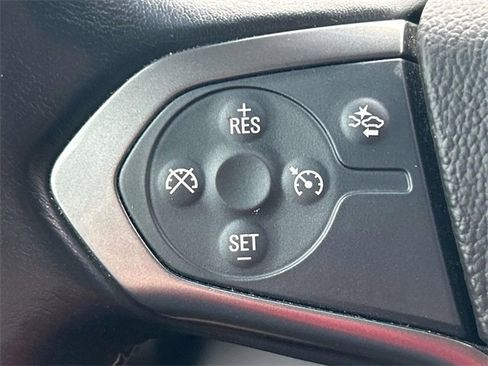 Used 2019 Chevrolet Suburban LT image 28