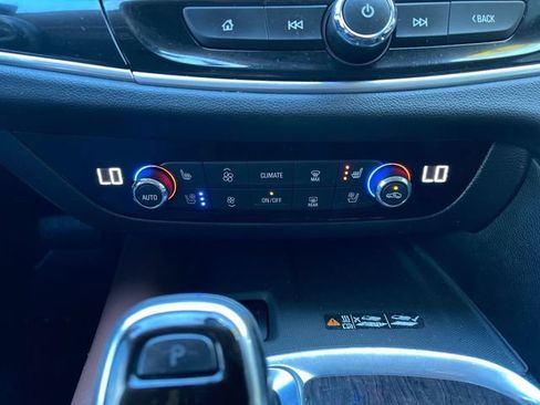 Used 2019 Buick Enclave Avenir w/ Avenir Technology Package AWD/4WD image 36