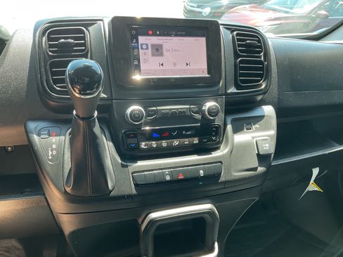 Used 2024 RAM ProMaster 3500 w/ Convenience Group FWD image 13