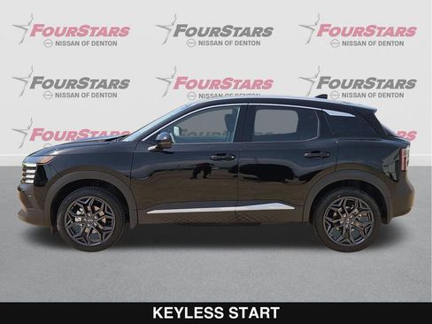 New 2026 Nissan Kicks SR FWD image 8