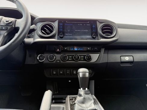 Certified 2017 Toyota Tacoma TRD Sport w/ Premium & Technology Package AWD/4WD image 11