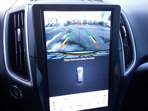 Certified 2024 Ford Edge SEL image 15