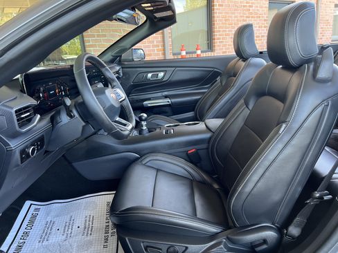 Used 2024 Ford Mustang GT Premium RWD image 24