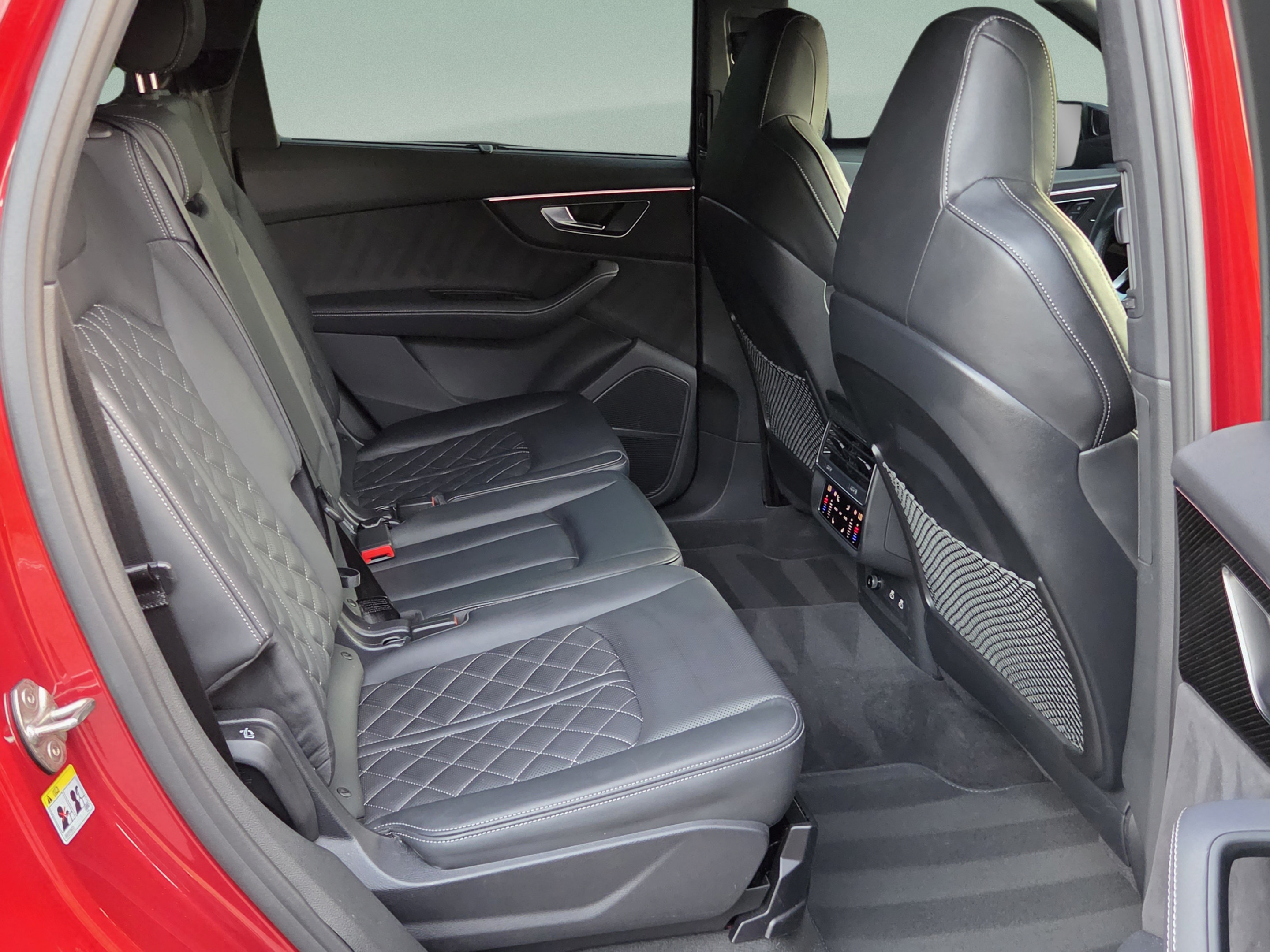 Used 2024 Audi SQ7 Premium Plus AWD/4WD image 16