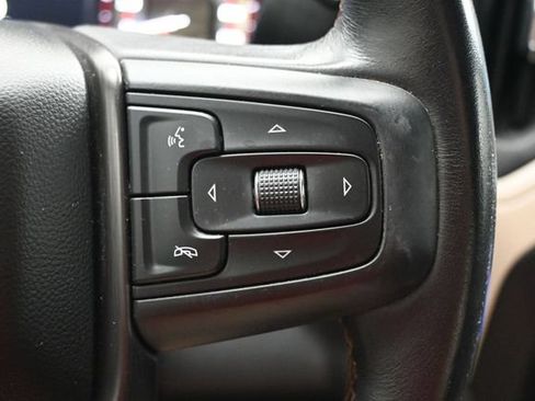 Used 2021 GMC Sierra 1500 AT4 w/ AT4 Premium Package AWD/4WD image 10