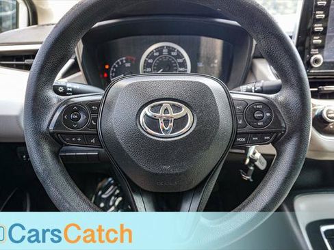 Used 2020 Toyota Corolla LE FWD image 21