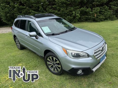 Used 2015 Subaru Outback 2.5i Limited image 1