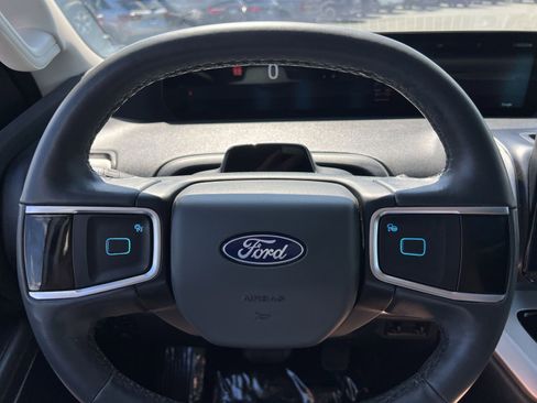 Used 2025 Ford Expedition Max Active image 24