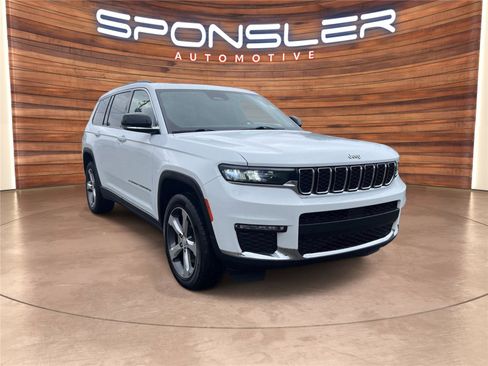 Used 2021 Jeep Grand Cherokee L Limited image 7