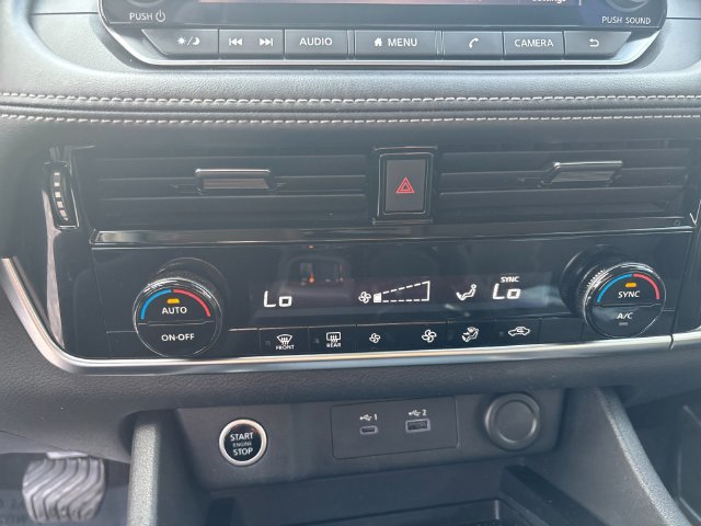 Used 2022 Nissan Rogue SV AWD/4WD image 21