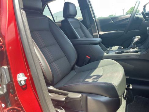 Used 2023 Chevrolet Equinox RS AWD/4WD image 28
