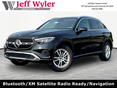 Used 2023 Mercedes-Benz GLC 300 4MATIC image 1