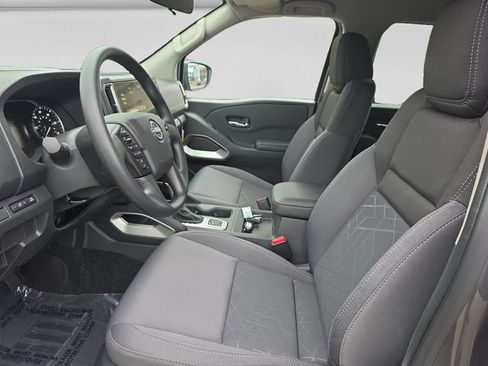 New 2026 Nissan Frontier SV w/ Tow Package AWD/4WD image 10