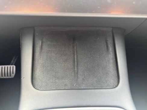 Used 2022 Tesla Model Y Performance AWD/4WD image 23