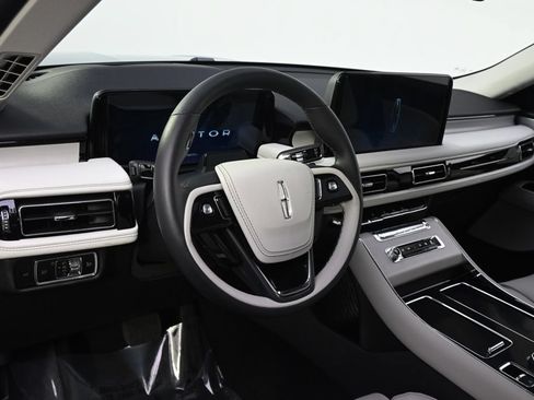 New 2026 Lincoln Aviator Reserve AWD/4WD image 11