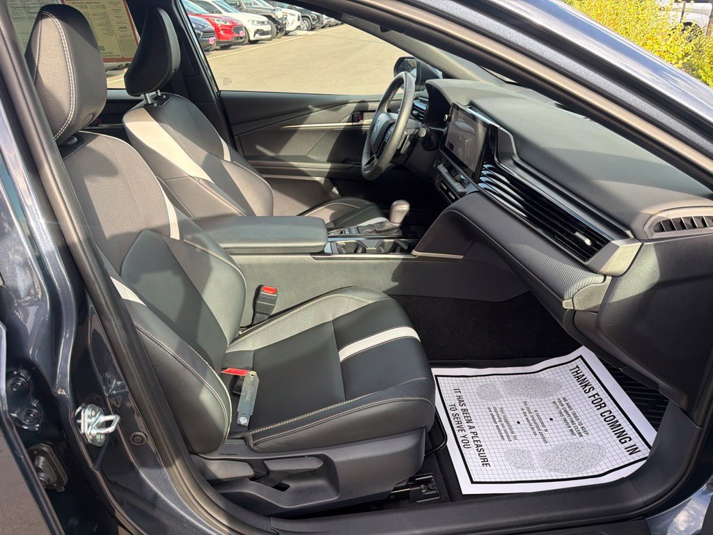 Used 2026 Toyota Camry XSE AWD/4WD image 11