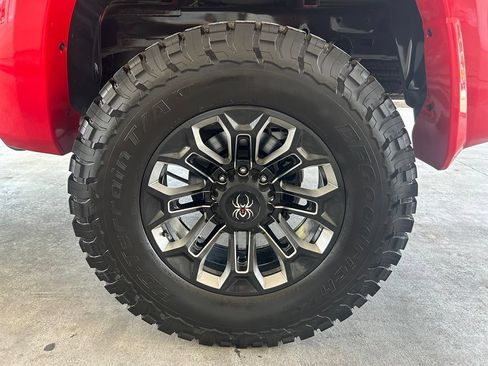Used 2022 RAM 2500 Big Horn w/ Towing Technology Group B AWD/4WD image 19