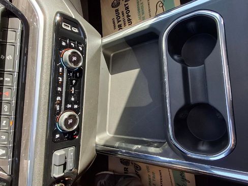 Used 2024 Chevrolet Silverado 2500 LTZ w/ LTZ Plus Package AWD/4WD image 16