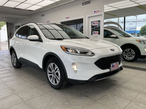 Used 2022 Ford Escape SEL AWD/4WD image 1