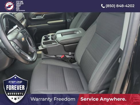 Used 2023 Chevrolet Silverado 1500 LT AWD/4WD image 11