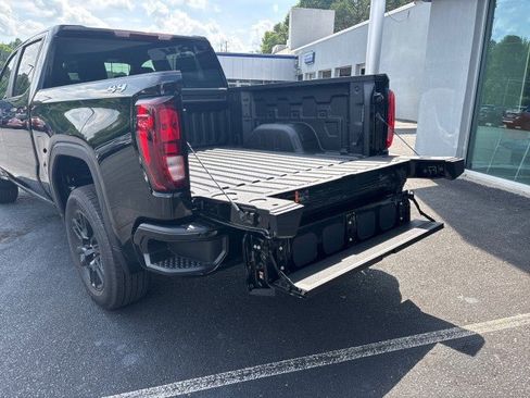 New 2025 GMC Sierra 1500 Pro w/ Graphite Edition image 48