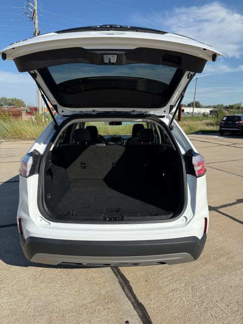Used 2023 Ford Edge SEL AWD/4WD image 11