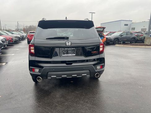 Used 2023 Honda Passport TrailSport image 4