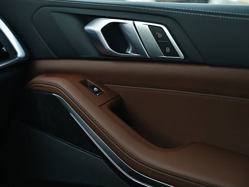 New 2026 BMW X5 xDrive40i w/ M Sport Package image 40