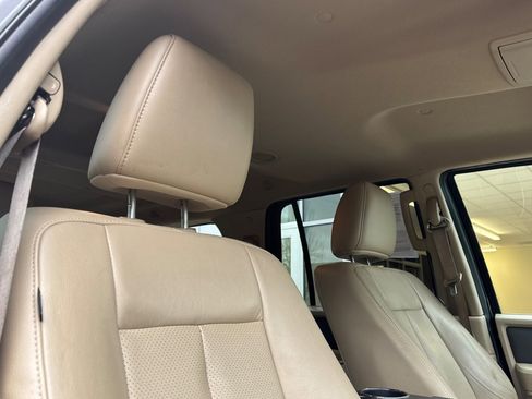 Used 2014 Ford Expedition EL XLT w/ Equipment Group 202A image 18