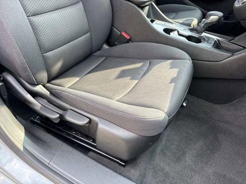 Used 2024 Chevrolet Malibu LT image 16