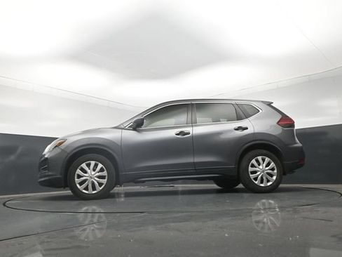 Used 2020 Nissan Rogue S FWD image 25