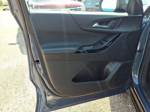 Used 2026 Chevrolet Equinox LT image 17