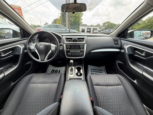 Used 2017 Nissan Altima 2.5 S w/ Power Driver Seat Package FWD image 23