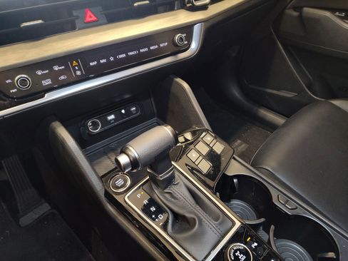 Used 2023 Kia Sportage X-Line w/ X-Line Premium Package image 17