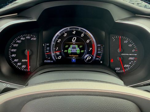 Used 2018 Chevrolet Corvette Grand Sport RWD image 33
