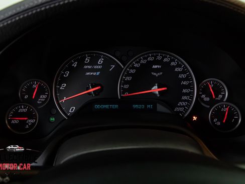 Used 2009 Chevrolet Corvette ZR1 w/ Preferred Equipment Group RWD image 95