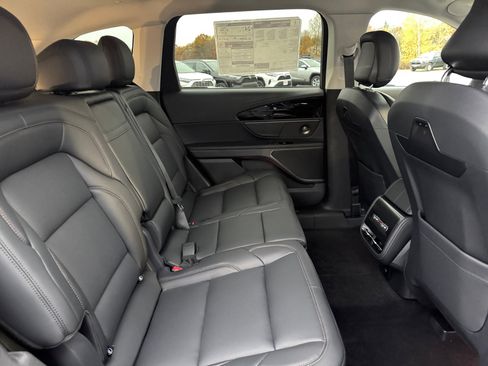 New 2026 Lincoln Nautilus Premier w/ Equipment Group 102A image 28