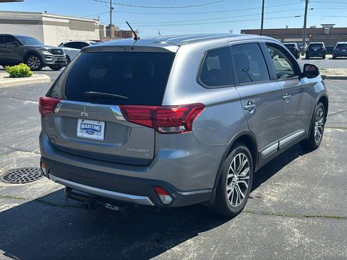 Used 2016 Mitsubishi Outlander ES AWD/4WD image 8