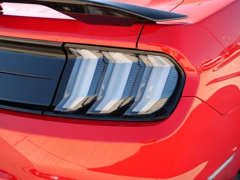 Certified 2020 Ford Mustang Shelby GT350 w/ Technology Package image 6