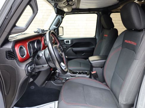 Used 2022 Jeep Wrangler Unlimited Rubicon AWD/4WD image 15