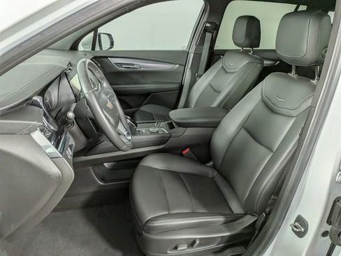 Certified 2023 Cadillac XT6 Luxury AWD/4WD image 15