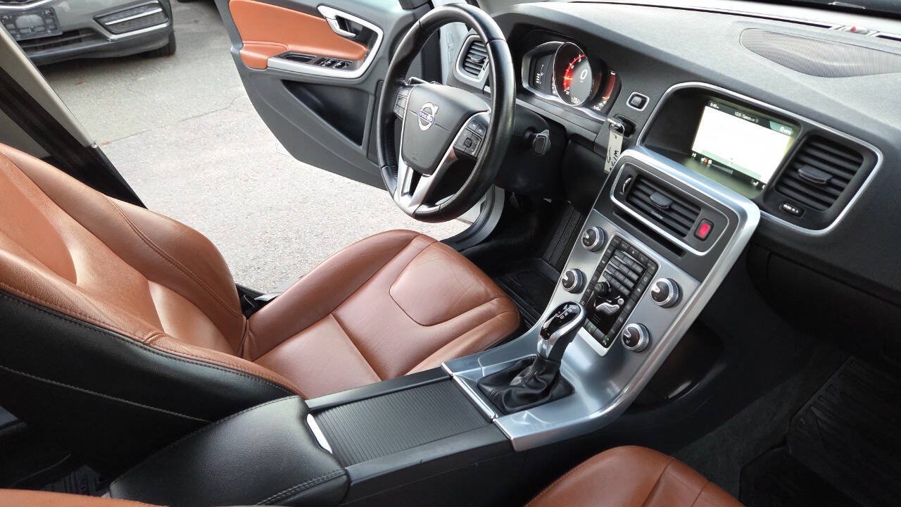 Used 2017 Volvo S60 T5 Inscription AWD/4WD image 58