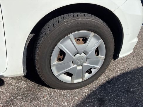 Used 2012 Honda Fit image 5