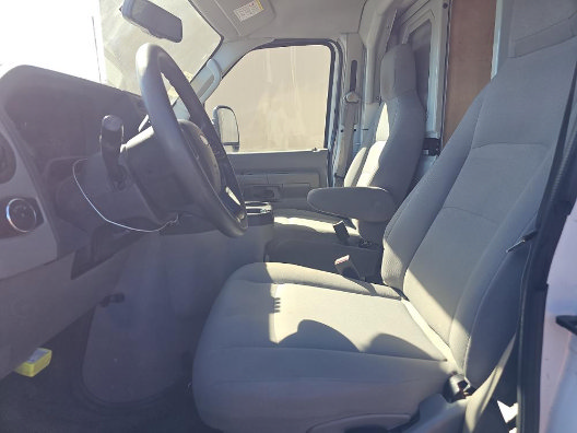 Used 2023 Ford E-450 and Econoline 450 Super Duty w/ Power Windows & Locks Group RWD image 5