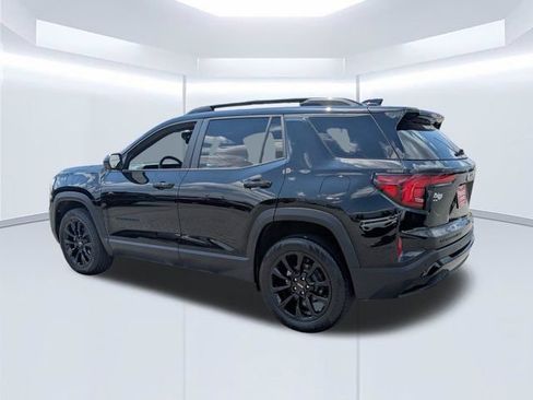 Used 2025 GMC Terrain Elevation w/ Elevation Premium Package AWD/4WD image 9