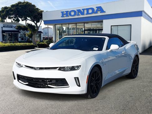Used 2017 Chevrolet Camaro LT image 1