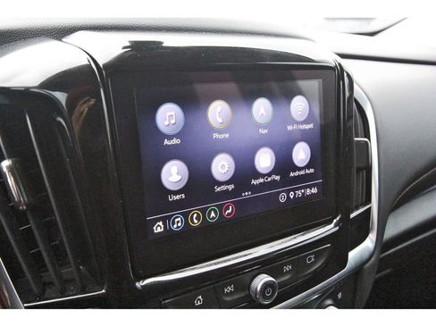 Used 2021 Chevrolet Traverse Premier w/ LPO, Blackout Package FWD image 27