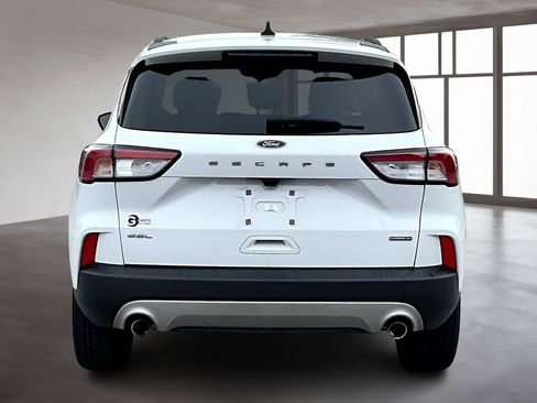 Used 2021 Ford Escape SEL image 5