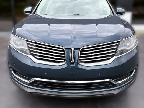 Used 2016 Lincoln MKX Reserve w/ Technology Package AWD/4WD image 8