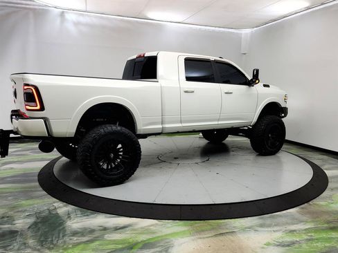 Used 2021 RAM 2500 Laramie AWD/4WD image 5